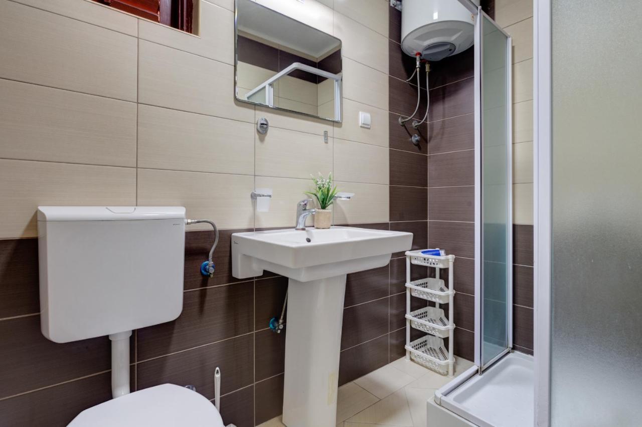 Apartments Vesna Tivat Exterior foto